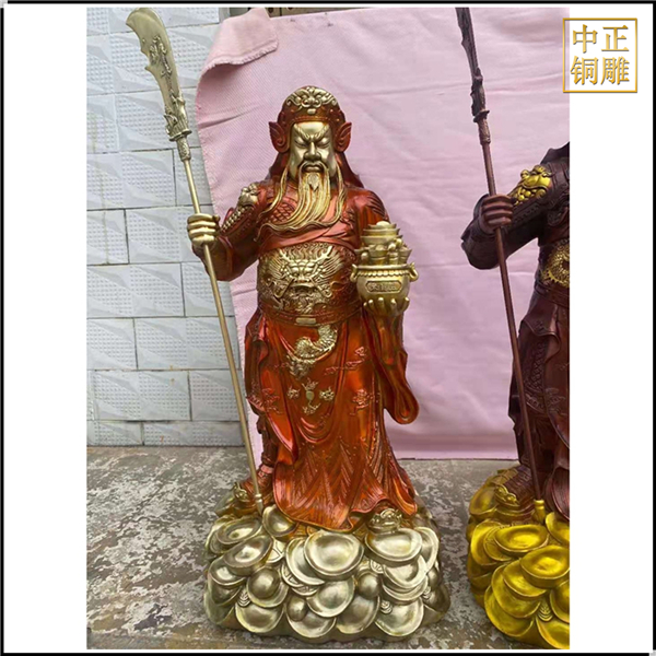 0.5米手托元寶銅關公.jpg 0.5米手托元寶銅關公.jpg